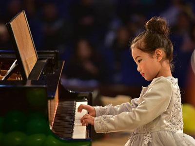 长沙钢琴家教价格多少钱一小时？收费标准？